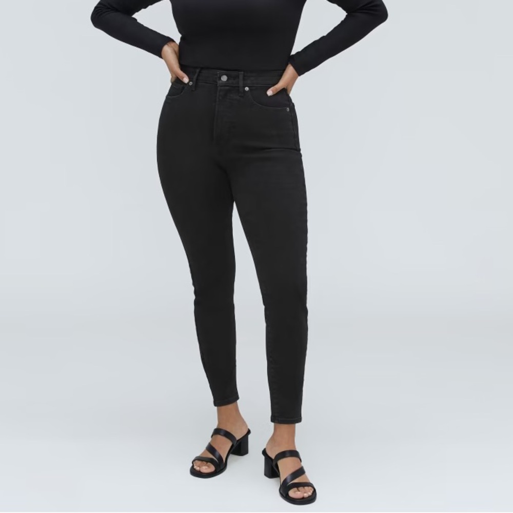 Everlane - The Perfect High Rise Curvy Skinny Jean - Everlane - Black - Size 27